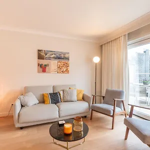 Modern With Large Terrace Close To The Sea Oostende