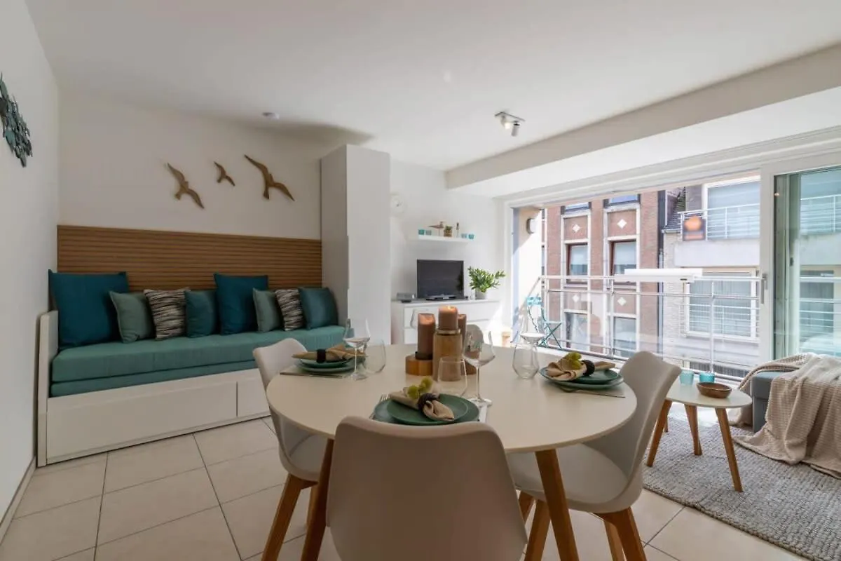 'Blue Sea' - Studio In Ostend With Private Parking Apartment