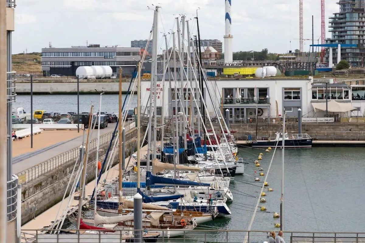 'Blue Sea' - Studio In Ostend With Private Parking Apartment